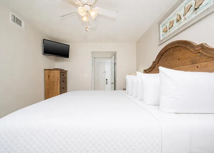 Apartment Island Winds West 2723-4 *